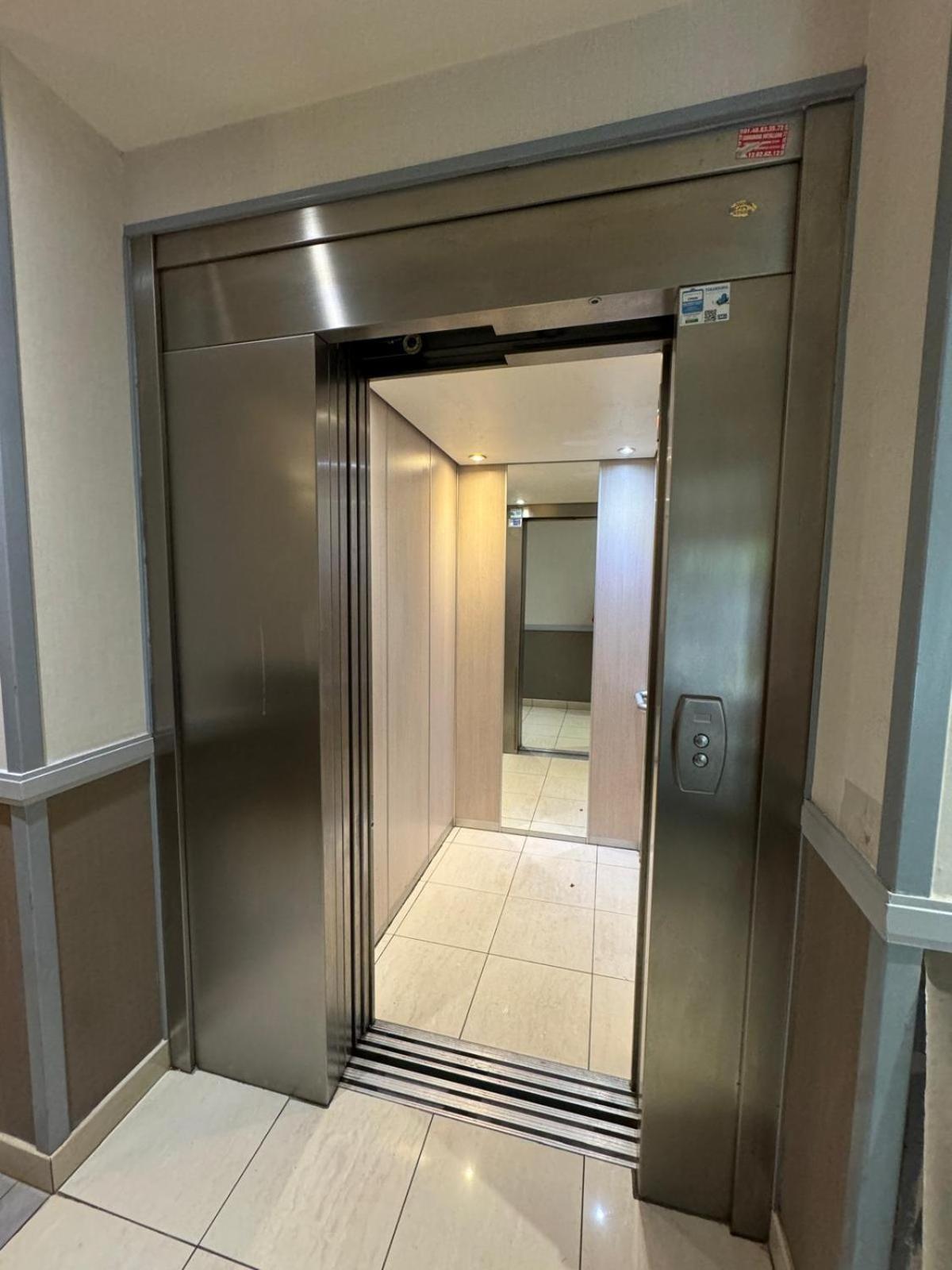 Appartement Magnolia 40M2, Parking Et Wifi Gratuit Montévrain Extérieur photo